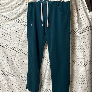 FIGS Cade Cargo Scrub Pants - Caribbean Blue